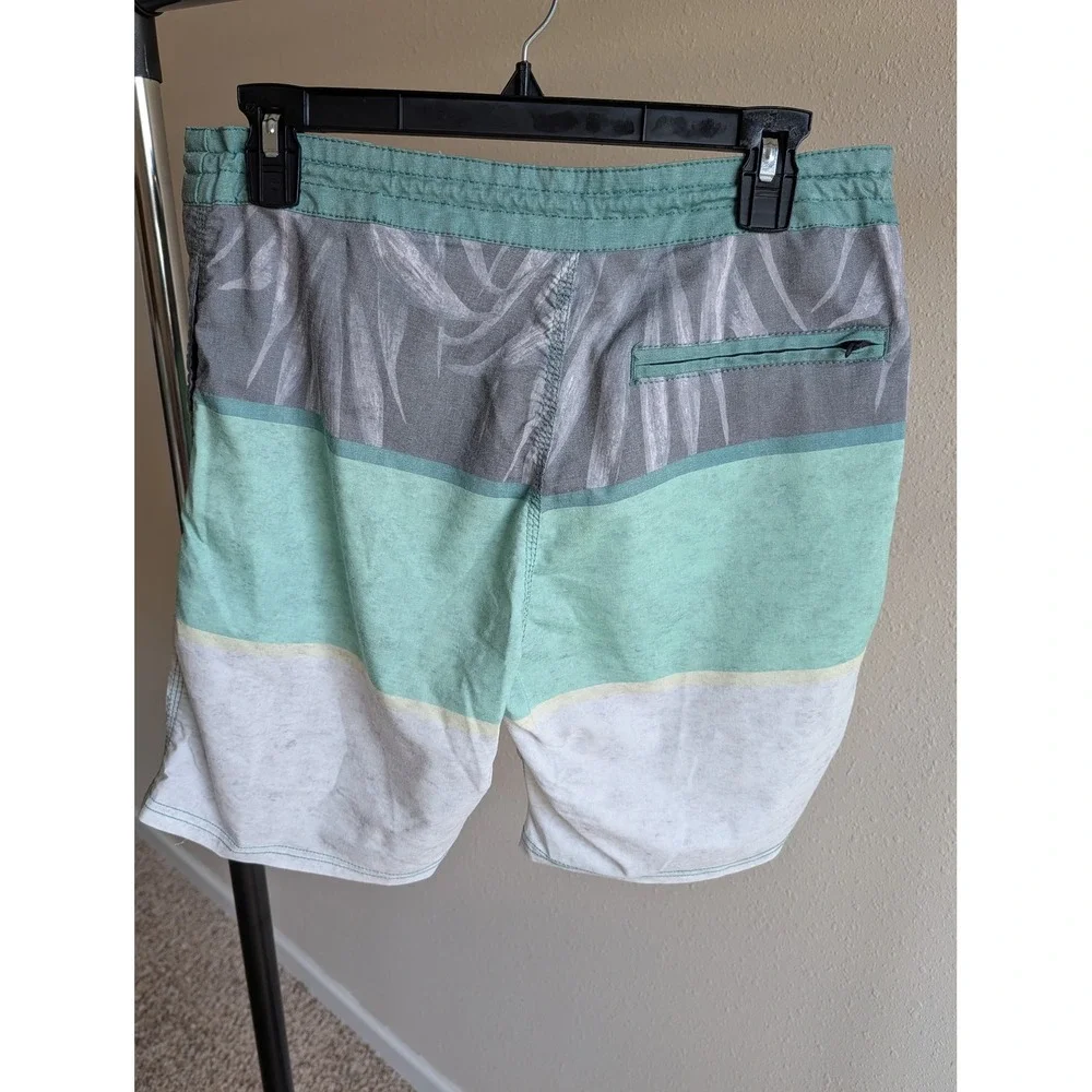 Vier Surf Southermost Mens Board Shorts Green Grey Colorblock Palm Print Size 30